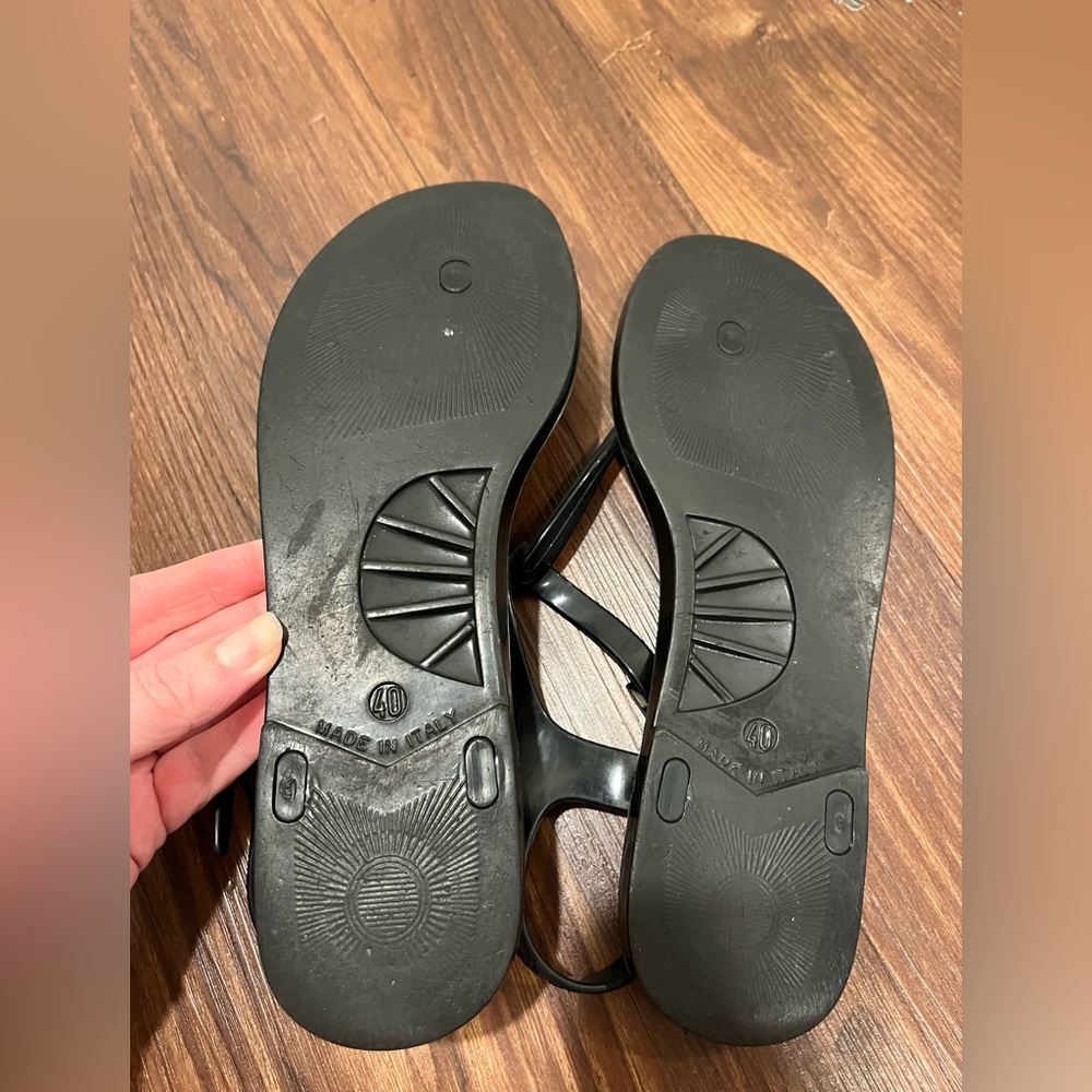 Burberry Black Plaid Jelly Women's Sandals Size 40 - Picture 8 of 14